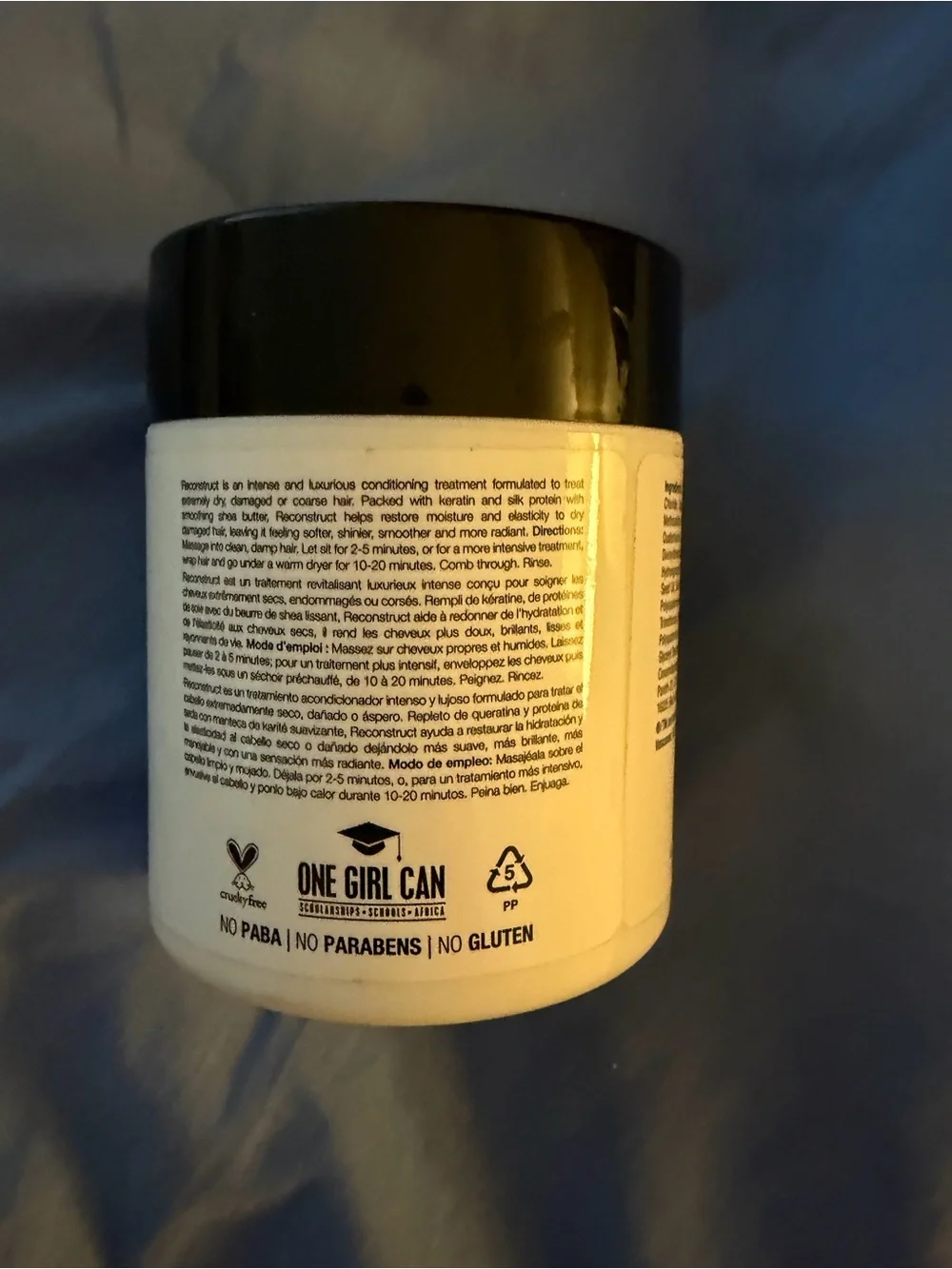 AG Hair Care Reconstruct Keratin Repair Mask - White